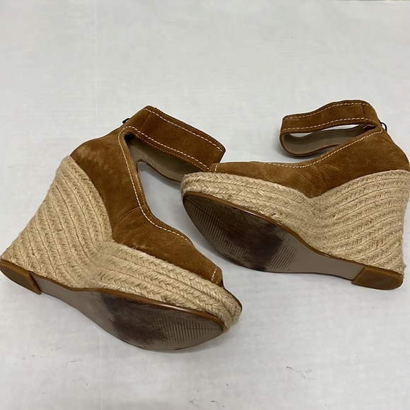 Levity Wedges. Ankle strap. Back zipper. Rope wedge heel. Tan suede. Siz… - Picture 6 of 7